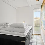 5 Bedroom In