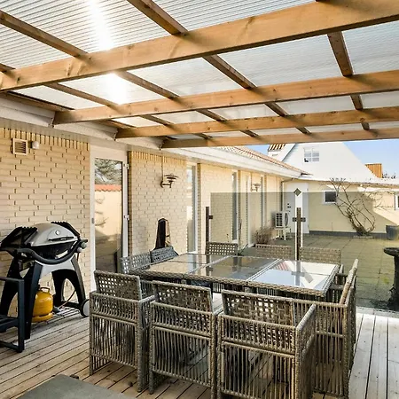 Stunning Home In Blokhus With Sauna Blokhus