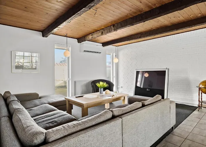 5 Bedroom In Casa de Férias Blokhus