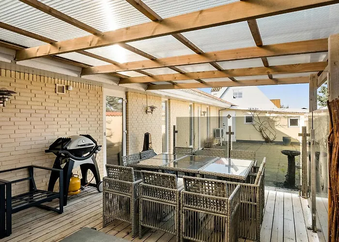 5 Bedroom In Blokhus